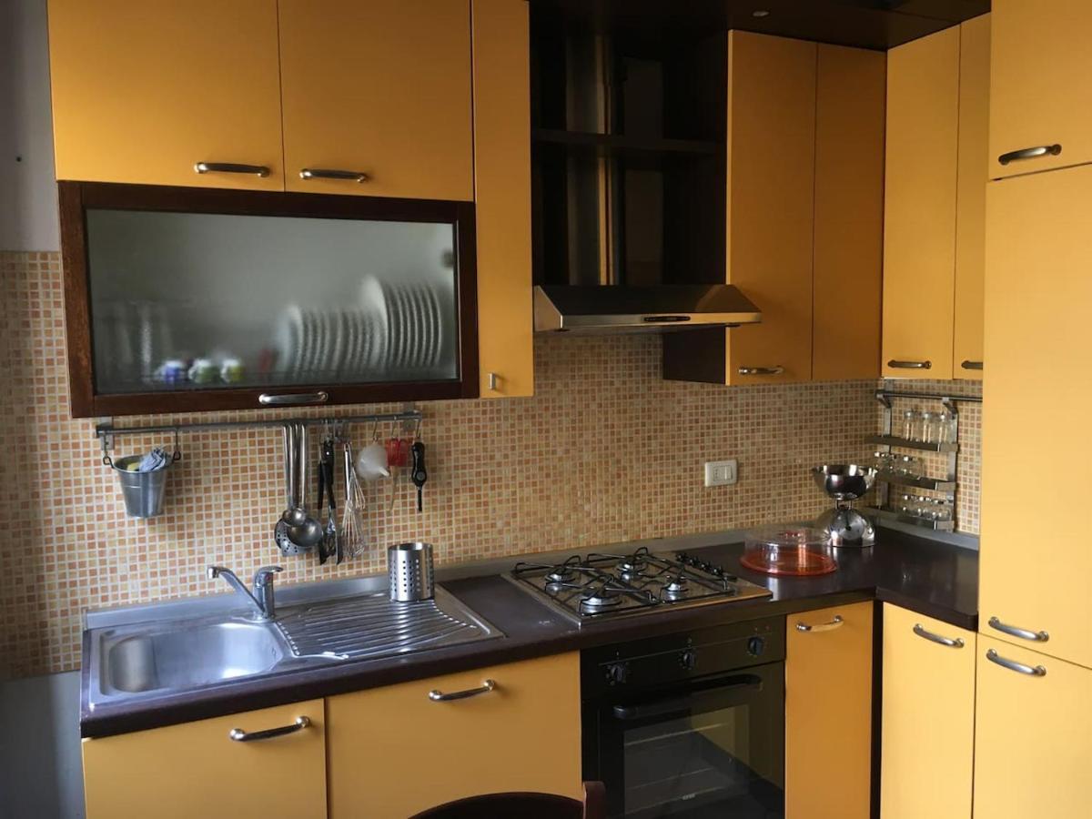 Casa Delfino - Appartamento Centro Storico A Due Passi Dalla Spiaggia & Mare, Porto & Ferrovia 치비타베키아 외부 사진