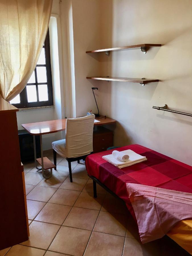 Casa Delfino - Appartamento Centro Storico A Due Passi Dalla Spiaggia & Mare, Porto & Ferrovia 치비타베키아 외부 사진